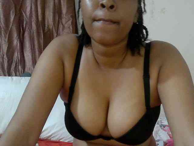Chocodollie webcam