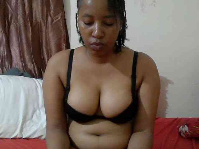 Chocodollie webcam