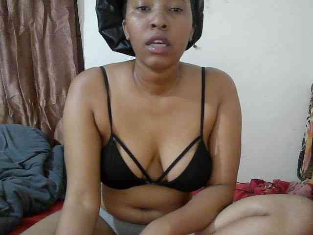 Chocodollie webcam