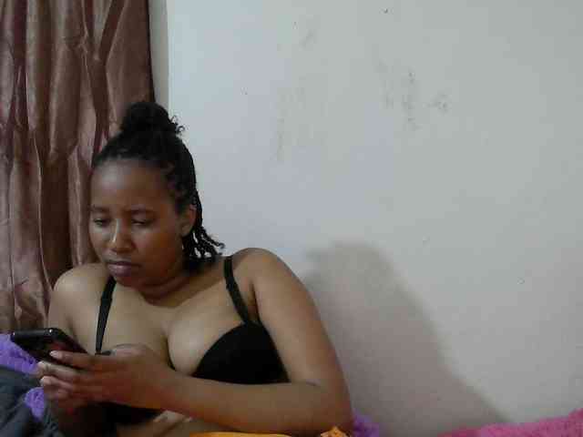 Chocodollie webcam