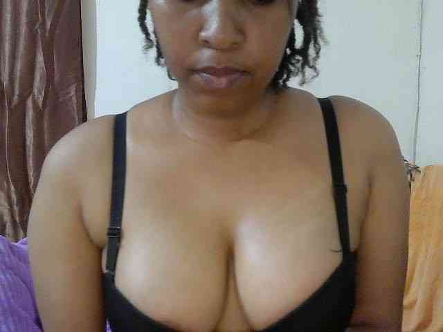 Chocodollie webcam