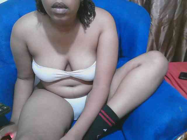 Chocodollie webcam