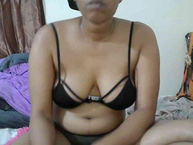 Chocodollie webcam
