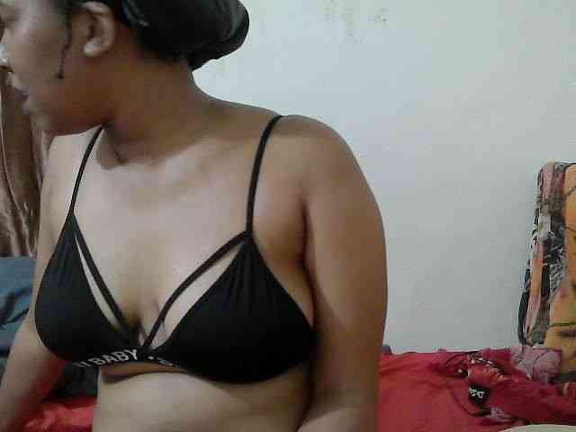 Chocodollie webcam