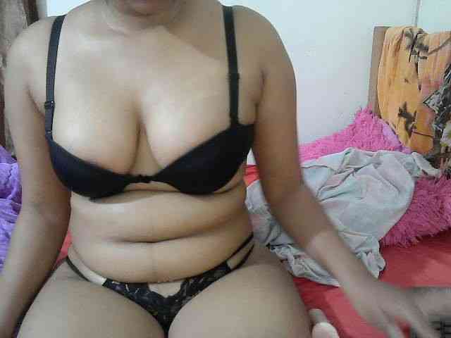 Chocodollie webcam