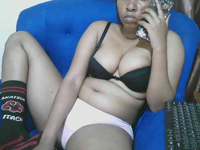 Model: Chocodollie