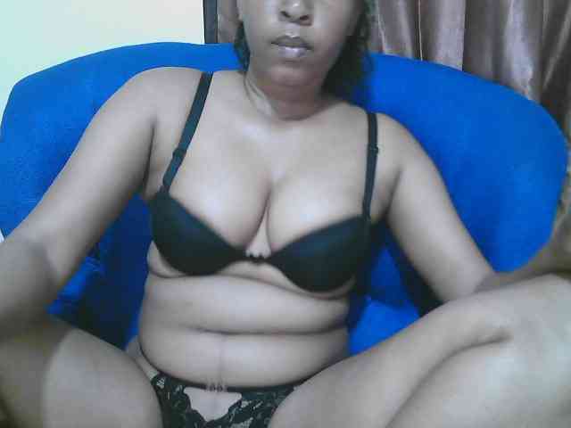 Chocodollie webcam