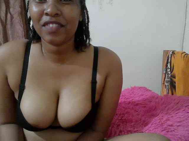 Chocodollie webcam
