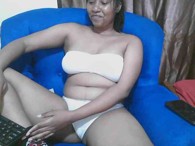 Chocodollie webcam