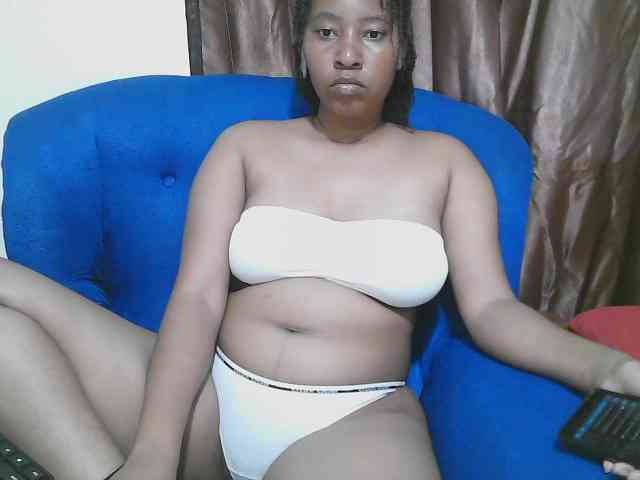 Chocodollie webcam