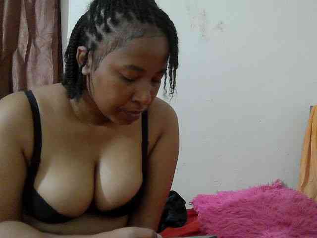 Chocodollie webcam