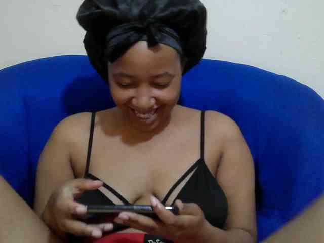 Chocodollie webcam