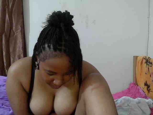 Chocodollie webcam