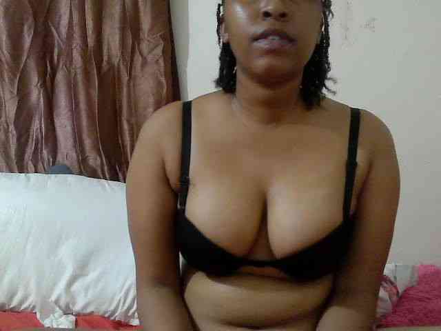 Chocodollie webcam