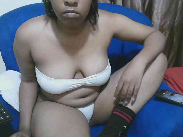 Chocodollie webcam