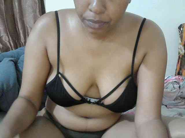 Chocodollie webcam