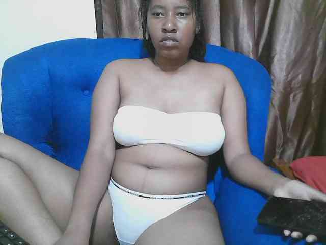 Chocodollie webcam