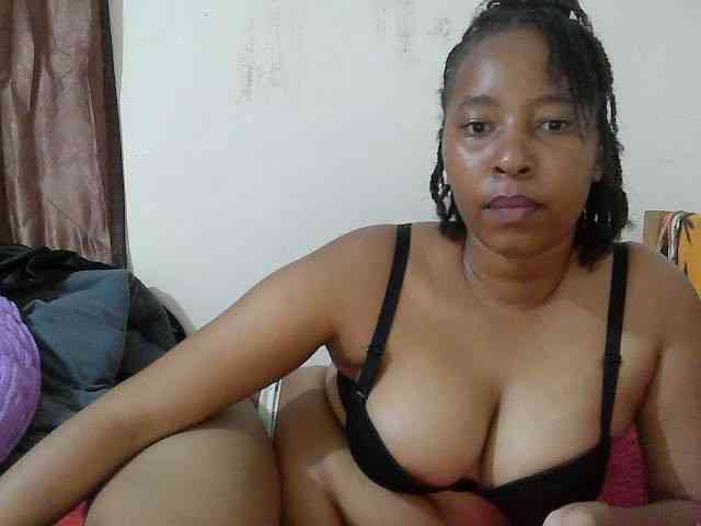 Chocodollie webcam