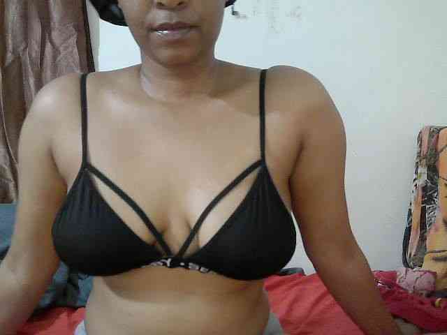 Chocodollie webcam
