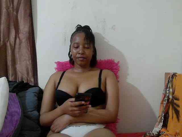 Chocodollie webcam