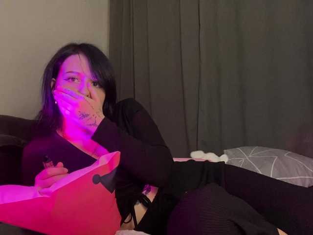 ZlataGuliver live cam on BongaCams