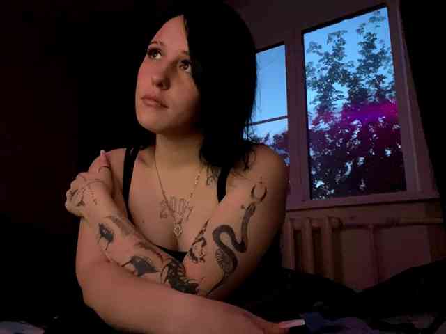 ZlataGuliver webcam