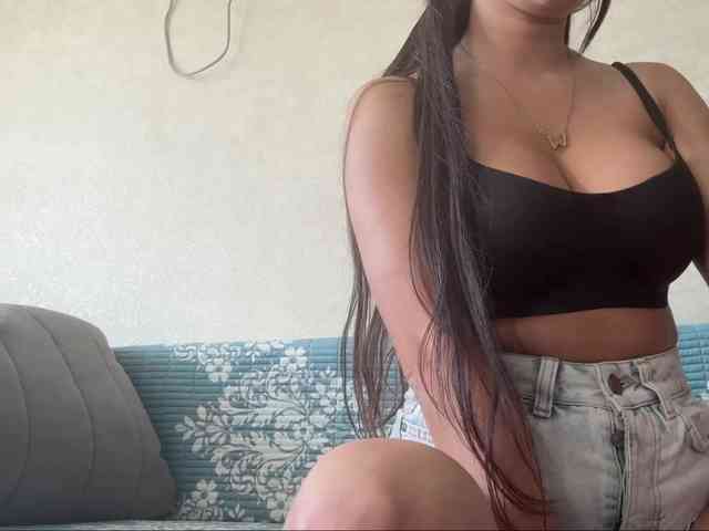 Sonyaguliver's cam show statistics and live stream