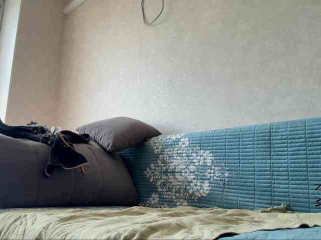 SonyaGuliver webcam