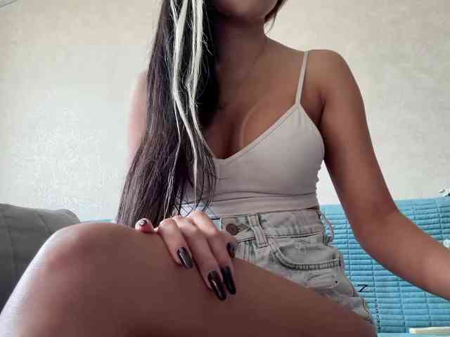 SonyaGuliver webcam
