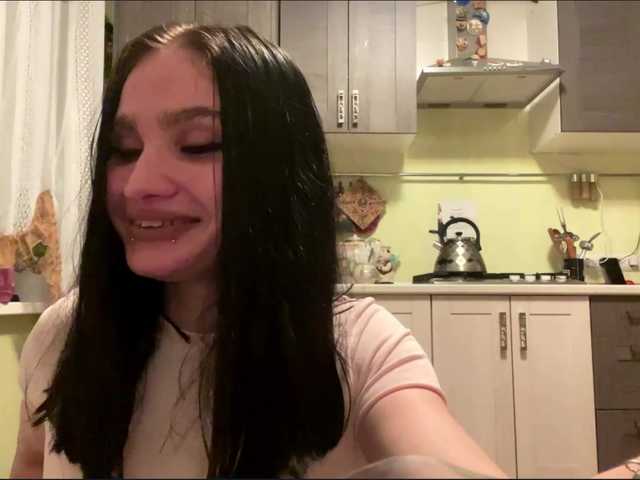 TanyaGuliver live cam on BongaCams