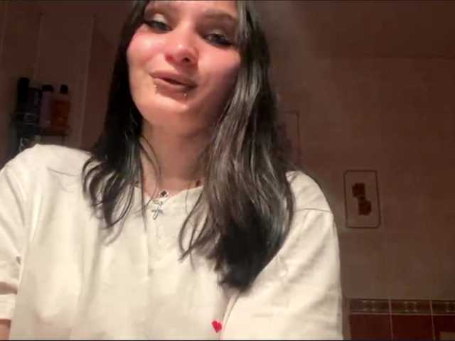 TanyaGuliver live cam on BongaCams