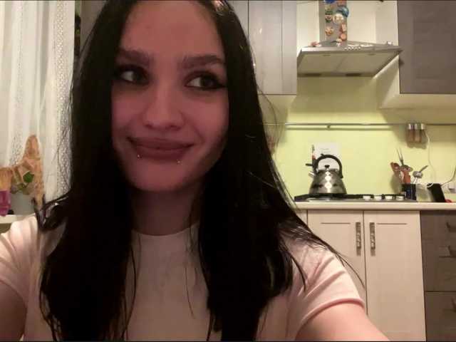 TanyaGuliver live cam on BongaCams