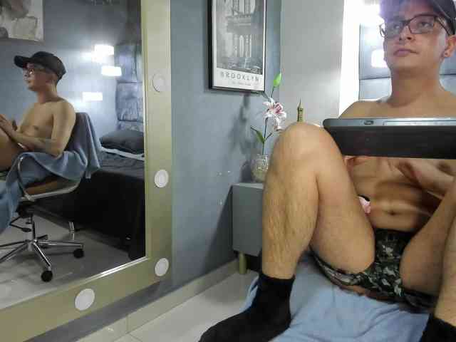 AntonyStarr