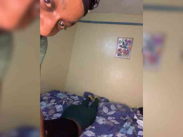 Sexxybaddie webcam