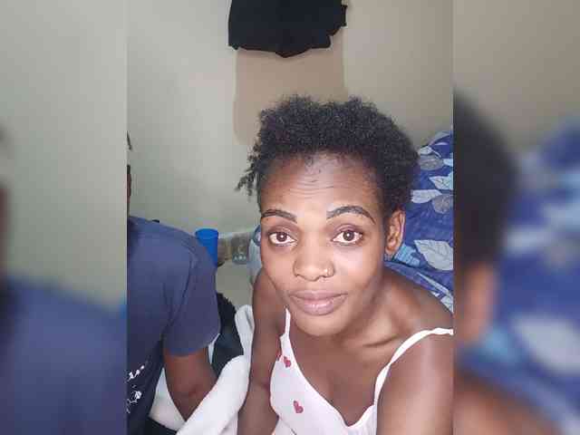 Model: Sexxybaddie