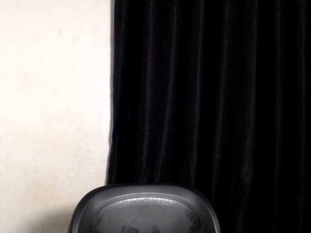 Lickmapussy live cam on BongaCams