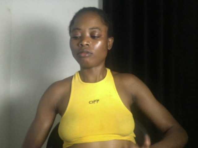 Lickmapussy live cam on BongaCams