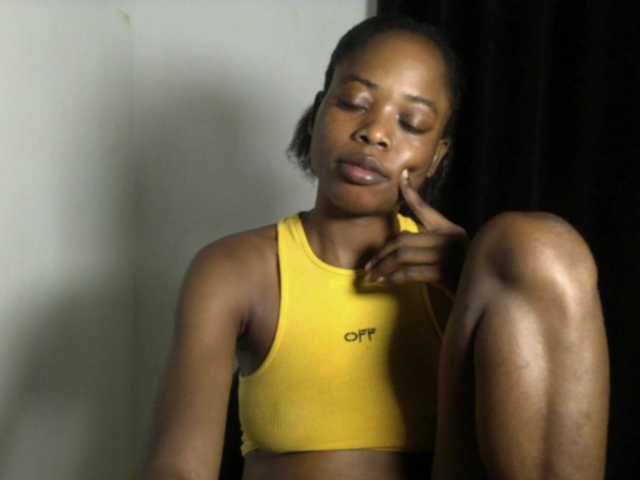 Lickmapussy live cam on BongaCams