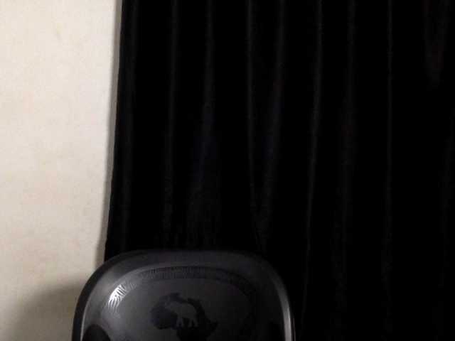 Lickmapussy live cam on BongaCams