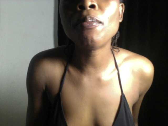 Lickmapussy live cam on BongaCams