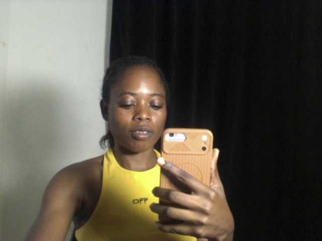 Lickmapussy live cam on BongaCams