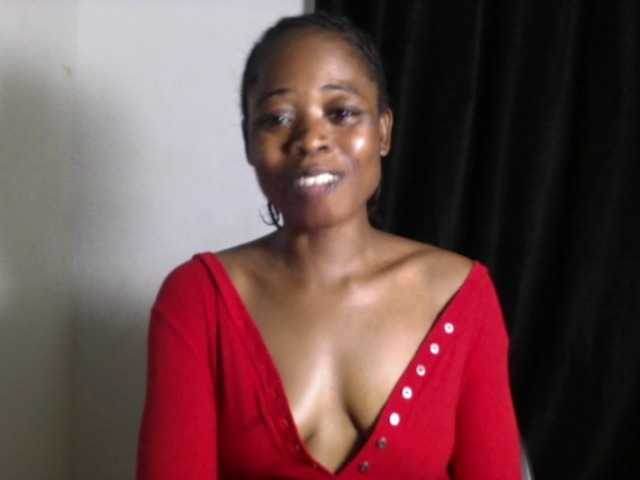 Lickmapussy live cam on BongaCams