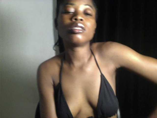 Lickmapussy live cam on BongaCams