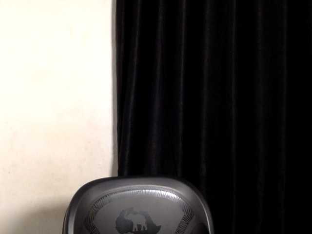 Lickmapussy live cam on BongaCams