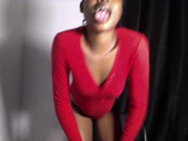 Lickmapussy live cam on BongaCams