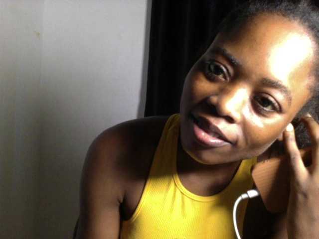 Lickmapussy live cam on BongaCams