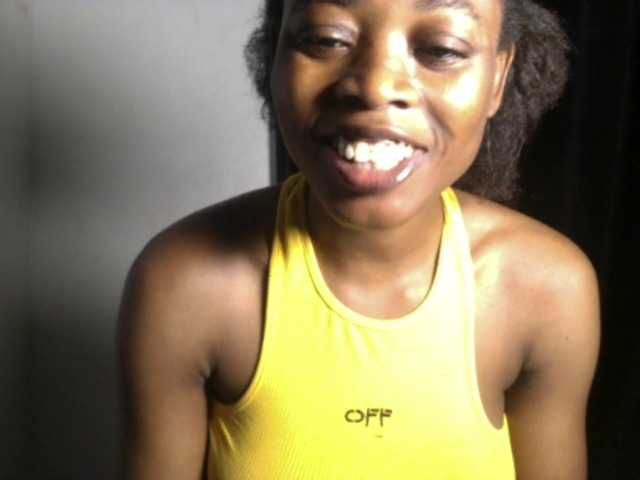 Lickmapussy live cam on BongaCams