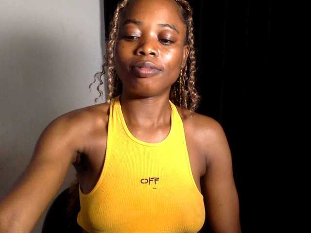 Lickmapussy live cam on BongaCams