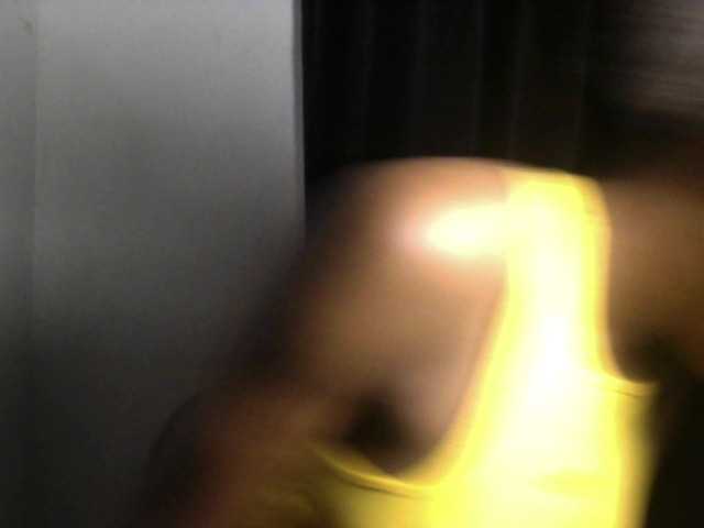 Lickmapussy live cam on BongaCams