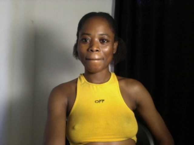 Lickmapussy live cam on BongaCams